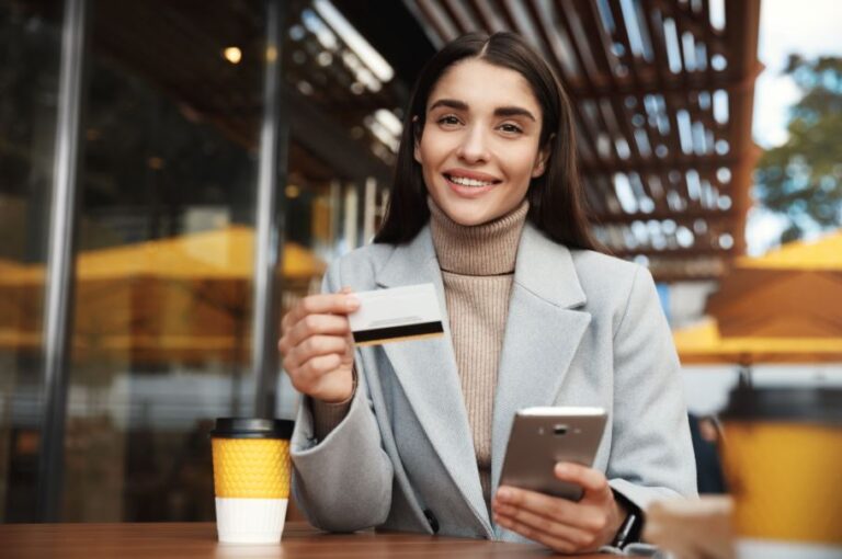 How To Make Money Online In Australia In 2021 | Universal Australia